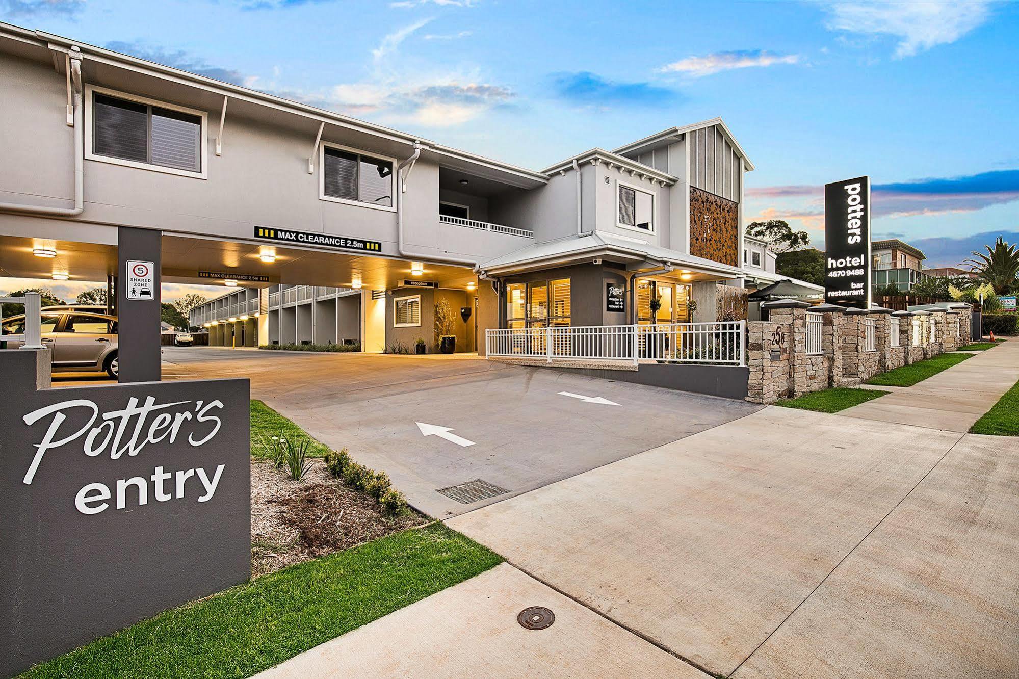 Potters Toowoomba Hotel Bagian luar foto